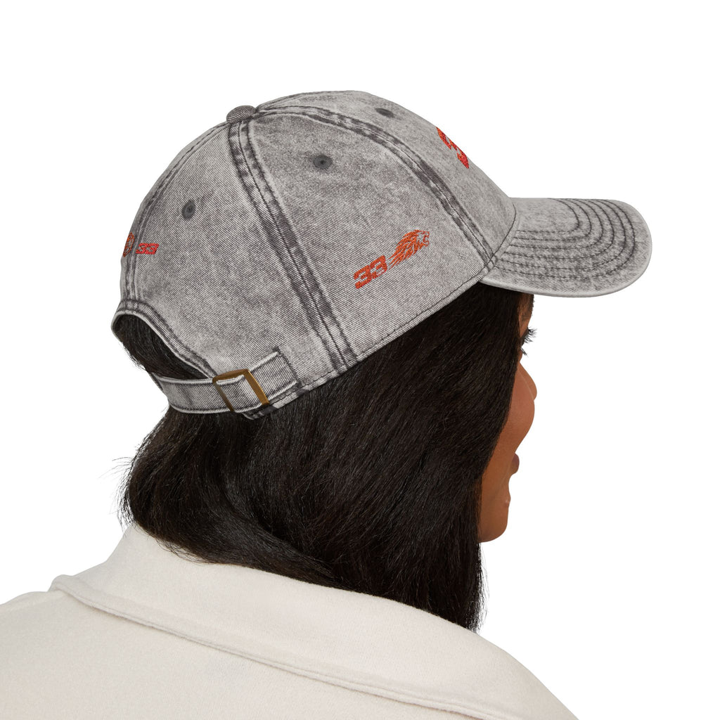 Unleash The Lion #33 Max Verstappen Vintage Embroidered Baseball Cap – Distressed Retro Logo Hat